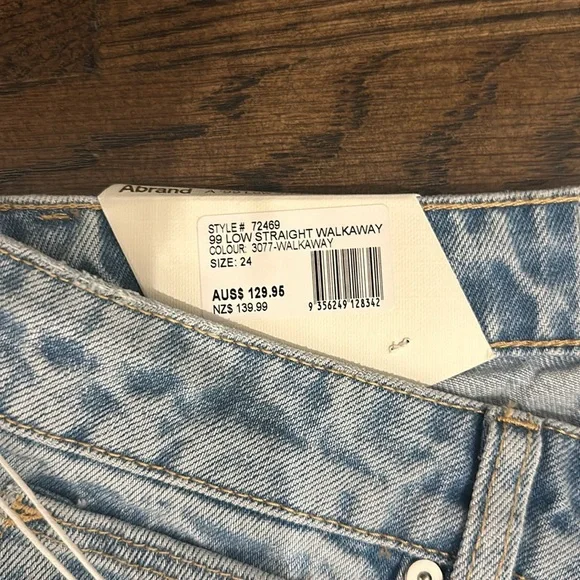 NWT Abrand A ‘99 low straight size 24 - Picture 2 of 3